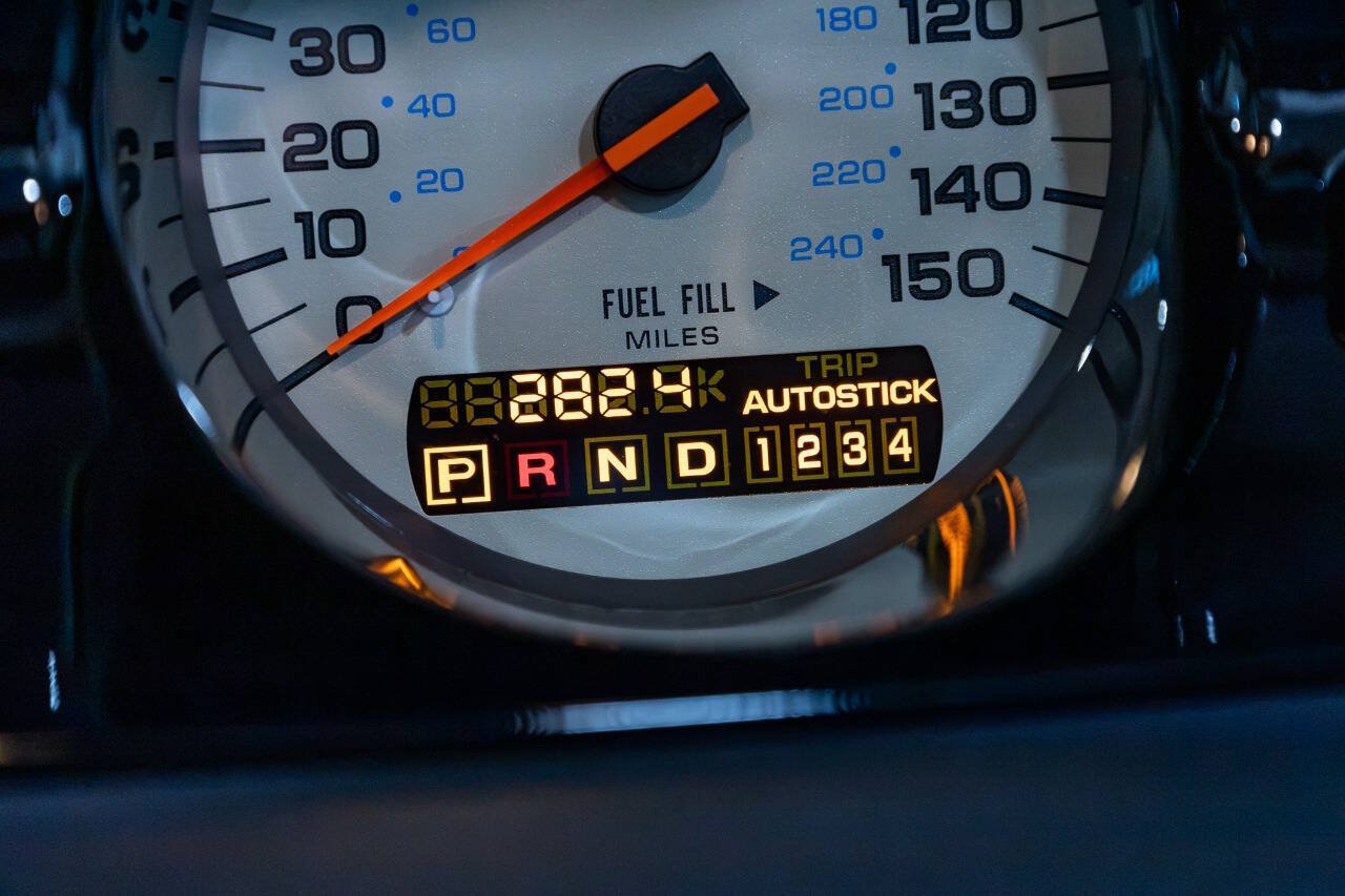 Used 1999 Plymouth Prowler RWD image 12