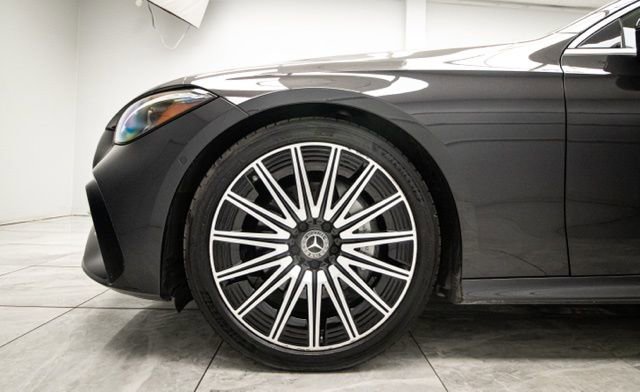 Used 2025 Mercedes-Benz CLE 300 4MATIC Coupe image 27