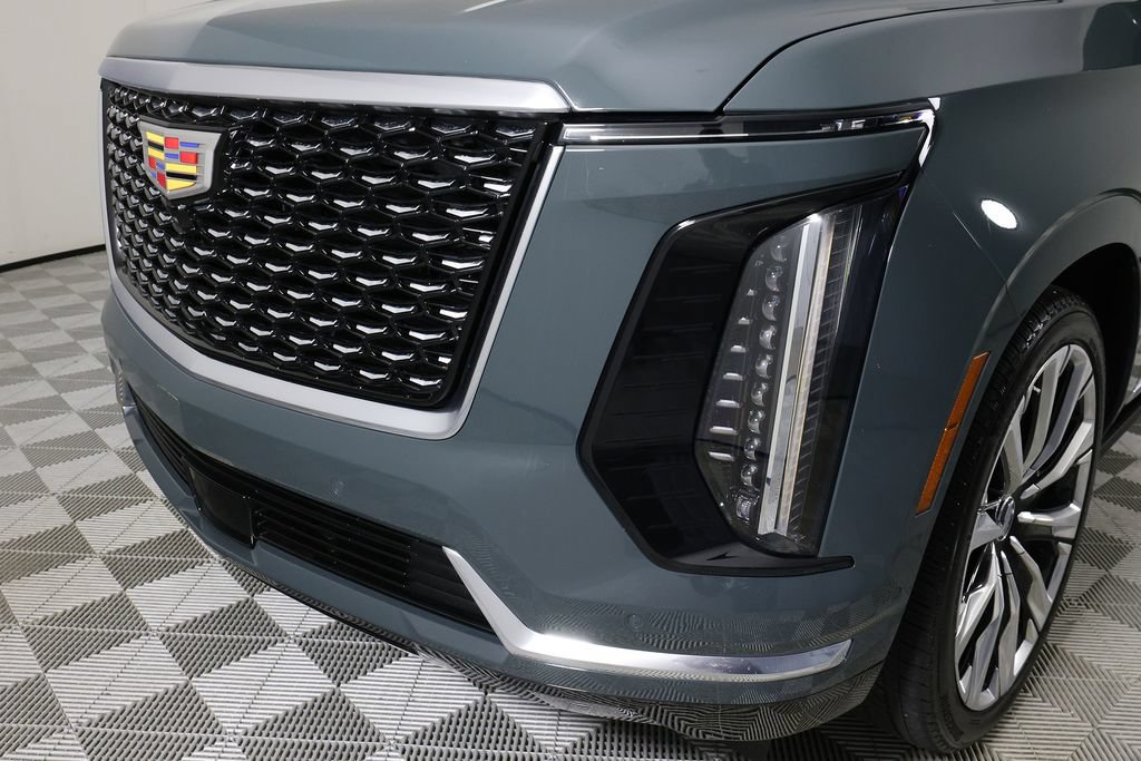 Used 2026 Cadillac Escalade Luxury w/ Touring Package AWD/4WD image 43