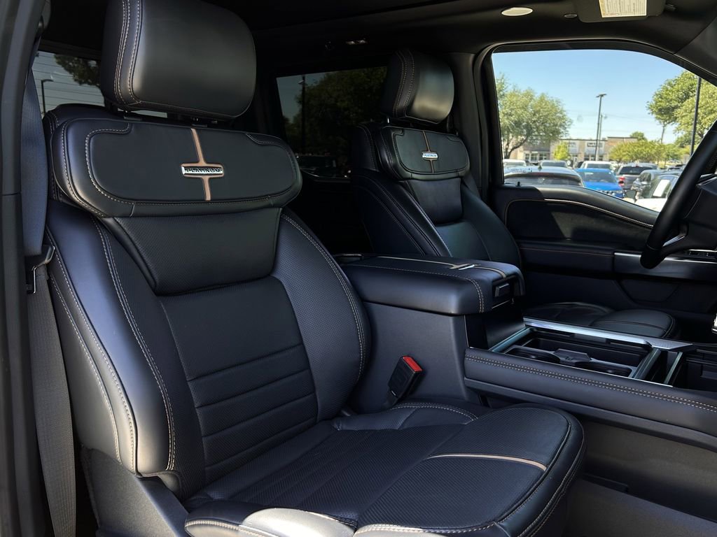 Used 2024 Ford F350 Platinum image 33