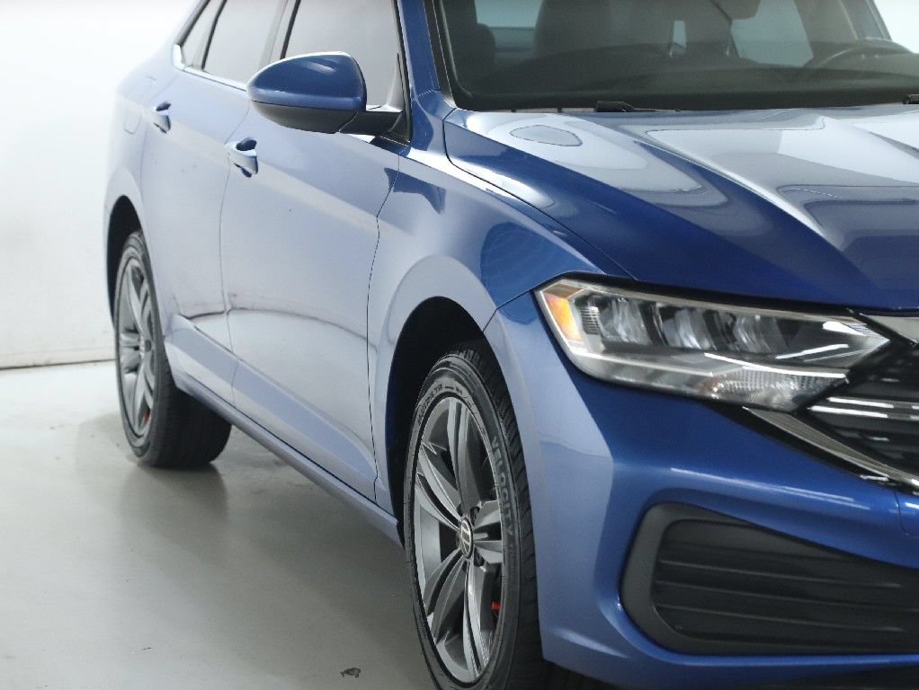 Used 2023 Volkswagen Jetta SE FWD image 8