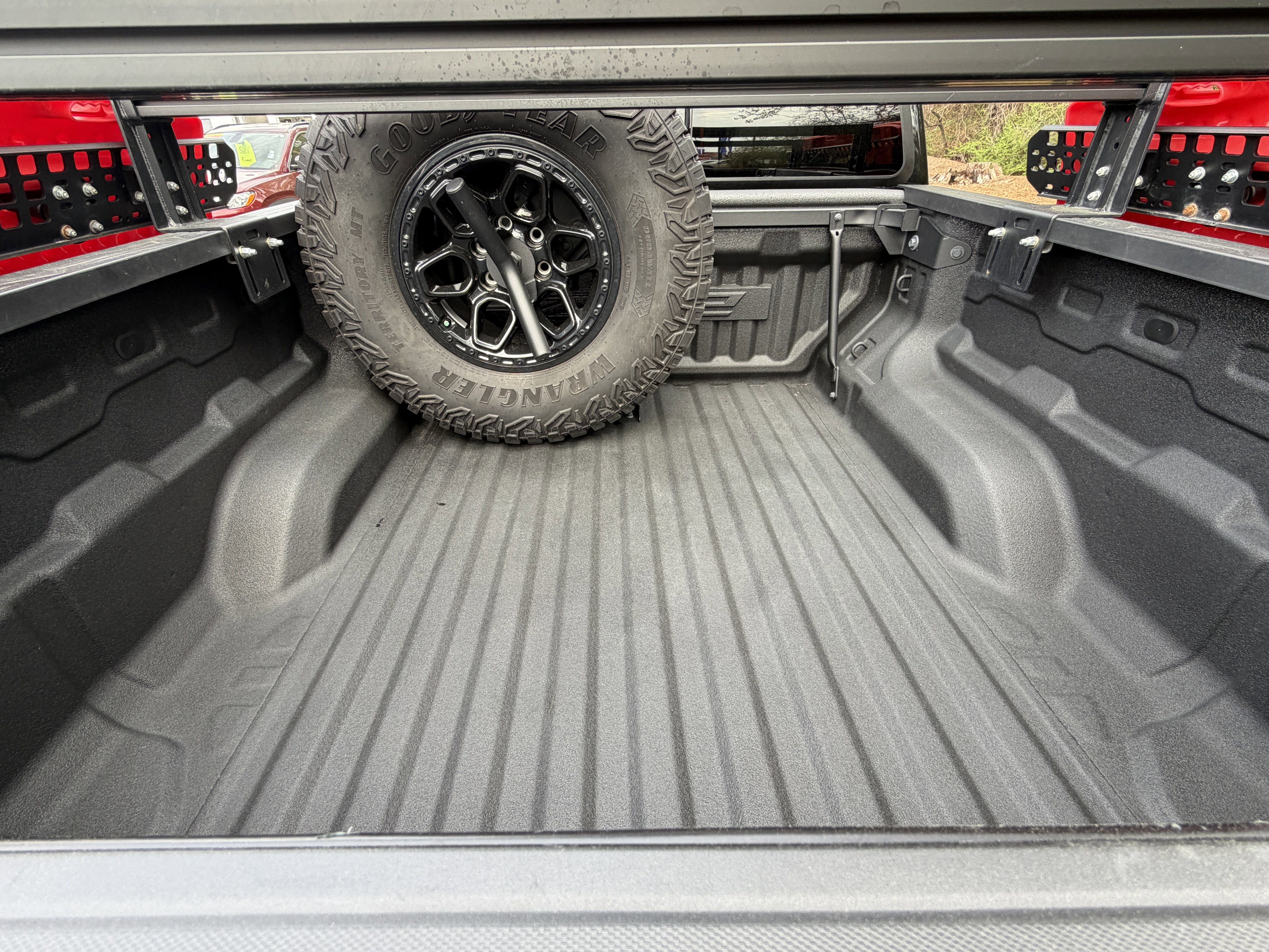 Used 2024 Chevrolet Colorado ZR2 w/ ZR2 Bison Edition AWD/4WD image 4