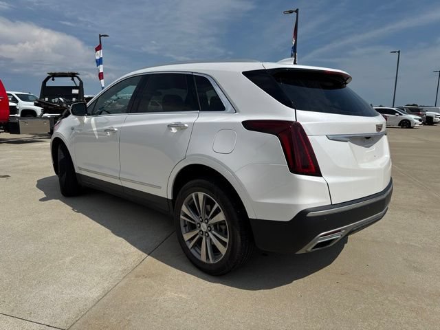 Used 2025 Cadillac XT5 Premium Luxury AWD/4WD image 4