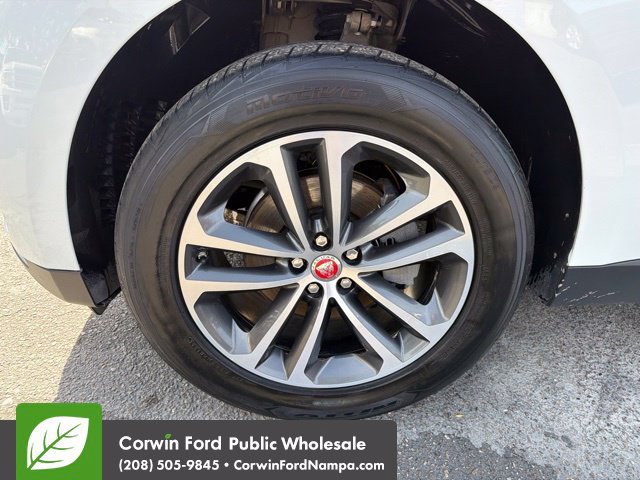 Used 2018 Jaguar F-PACE Premium AWD/4WD image 9