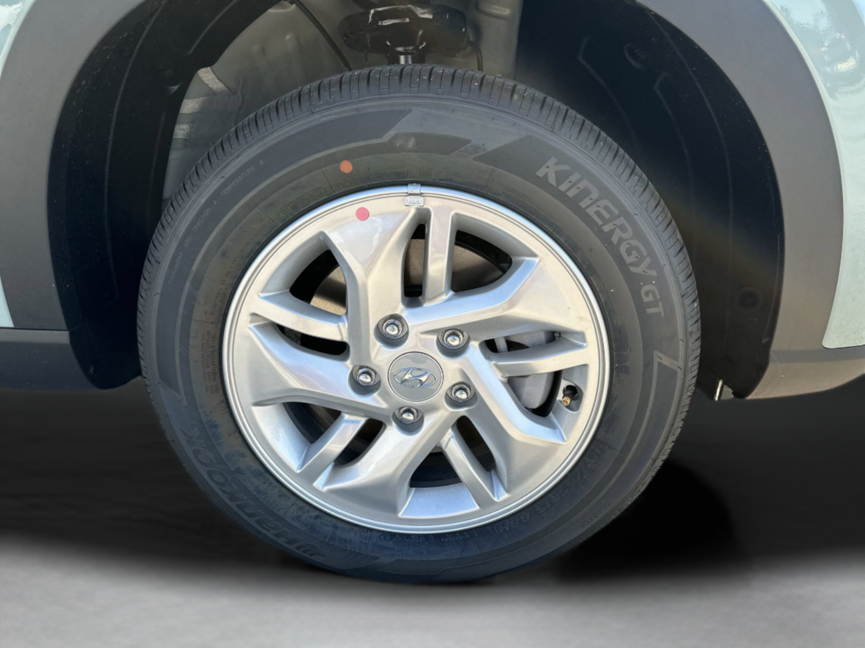 New 2026 Hyundai Venue SE FWD image 28