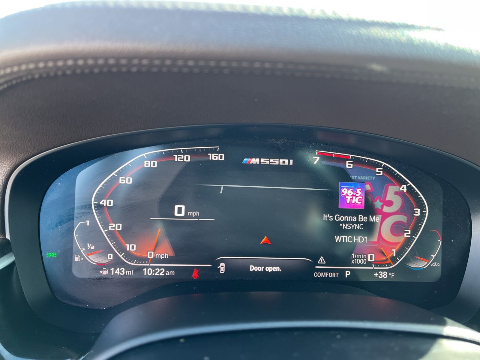Used 2020 BMW M550i xDrive w/ Premium Package image 34