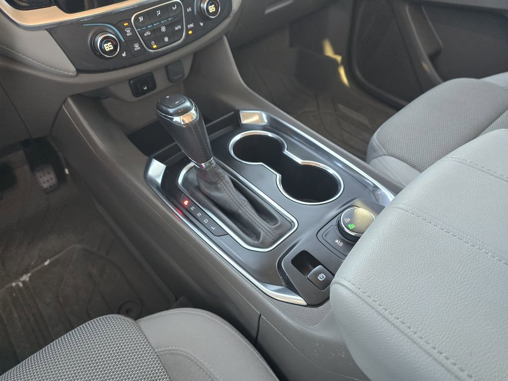 Used 2020 Chevrolet Traverse LT AWD/4WD image 18