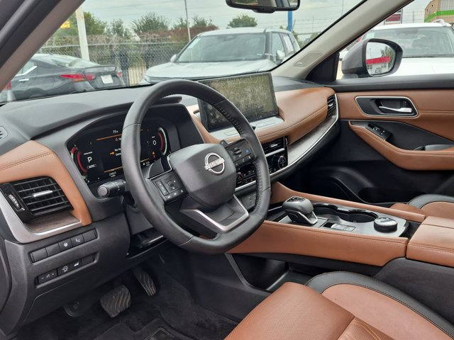 Used 2026 Nissan Rogue Platinum w/ Platinum Premium Package AWD/4WD image 15