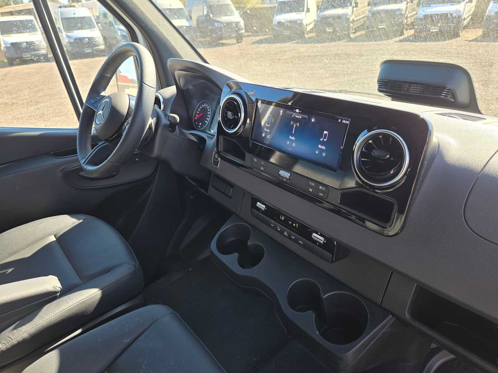 Used 2026 Mercedes-Benz Sprinter 2500 image 10