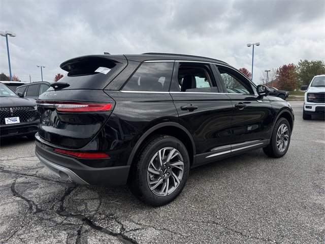 New 2026 Lincoln Corsair Premiere image 9