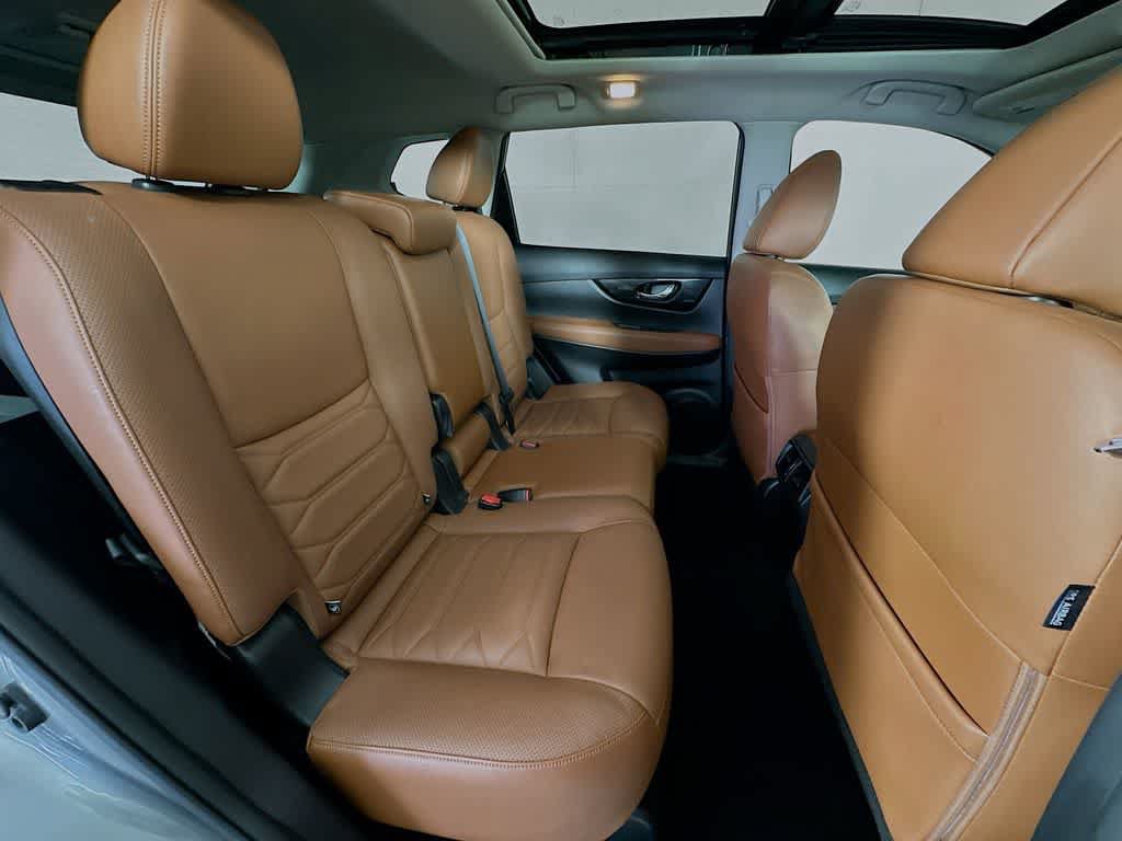 Used 2018 Nissan Rogue SL w/ Premium Package FWD image 33