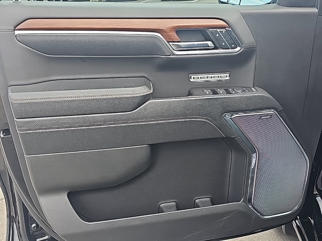 Used 2023 GMC Sierra 1500 Denali w/ Denali Reserve Package image 11