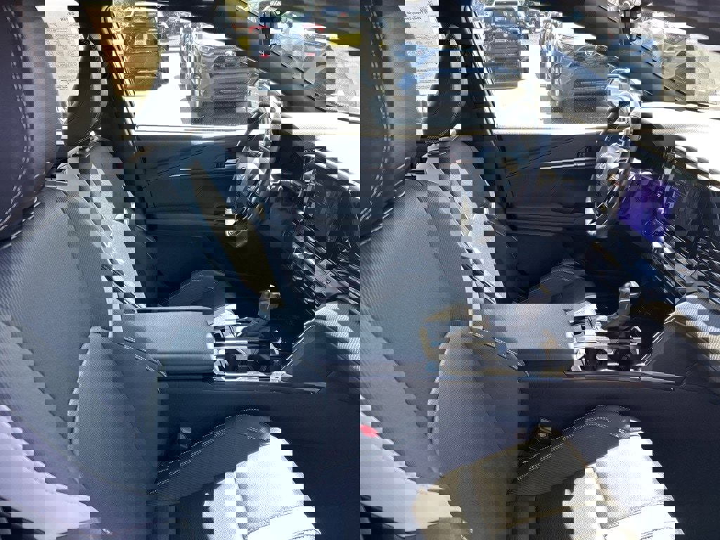 Used 2025 Toyota Camry SE image 19