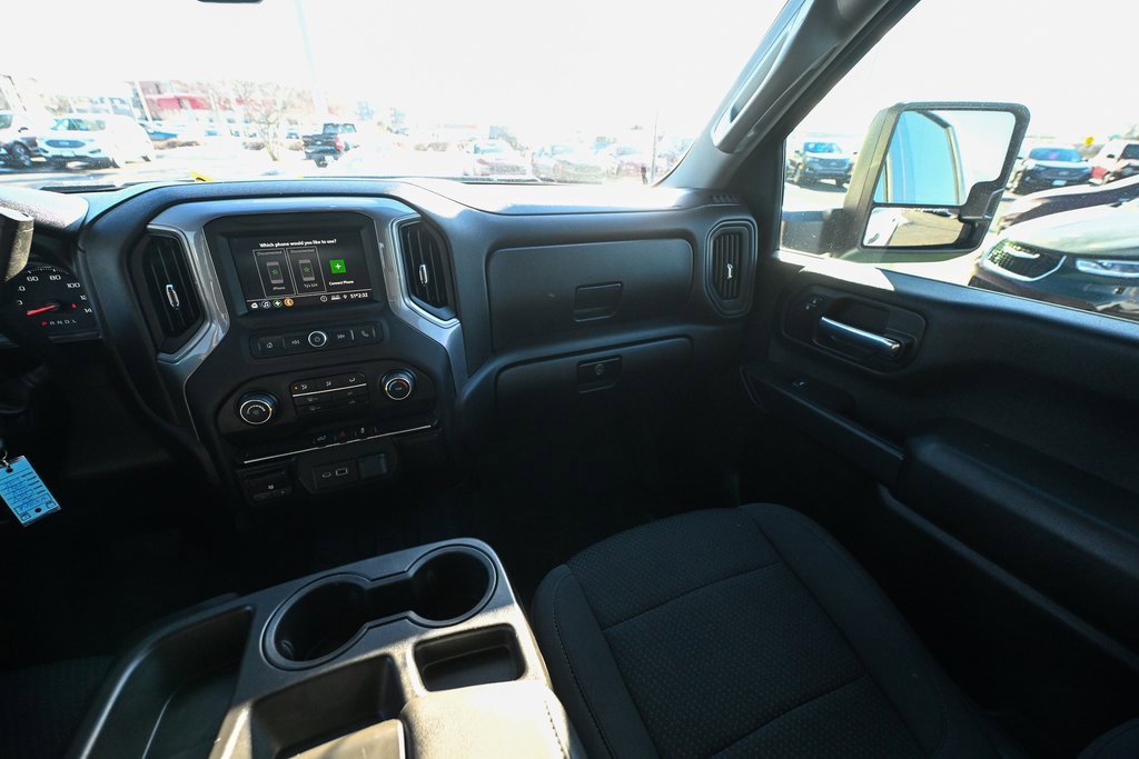 Used 2022 Chevrolet Silverado 2500 Custom w/ Custom Value Package image 32