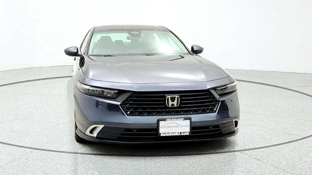 Used 2026 Honda Accord Touring image 2