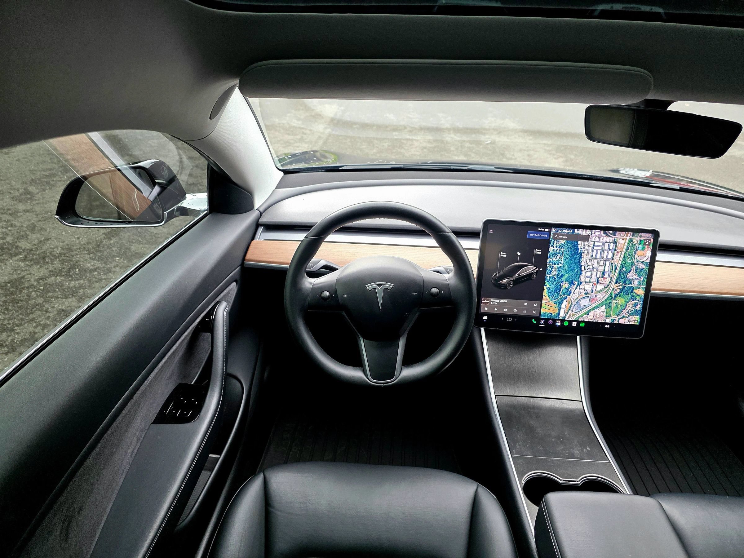 Used 2018 Tesla Model 3 Long Range AWD/4WD image 23