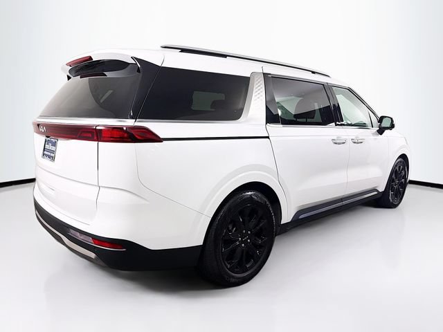 Used 2024 Kia Carnival SX FWD image 7