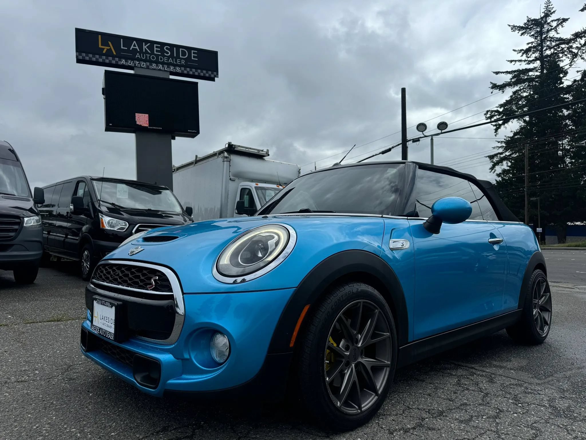 Used 2016 MINI Cooper S FWD image 1