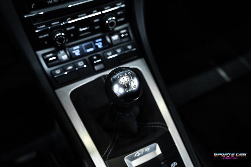 Used 2016 Porsche Cayman GT4 image 4