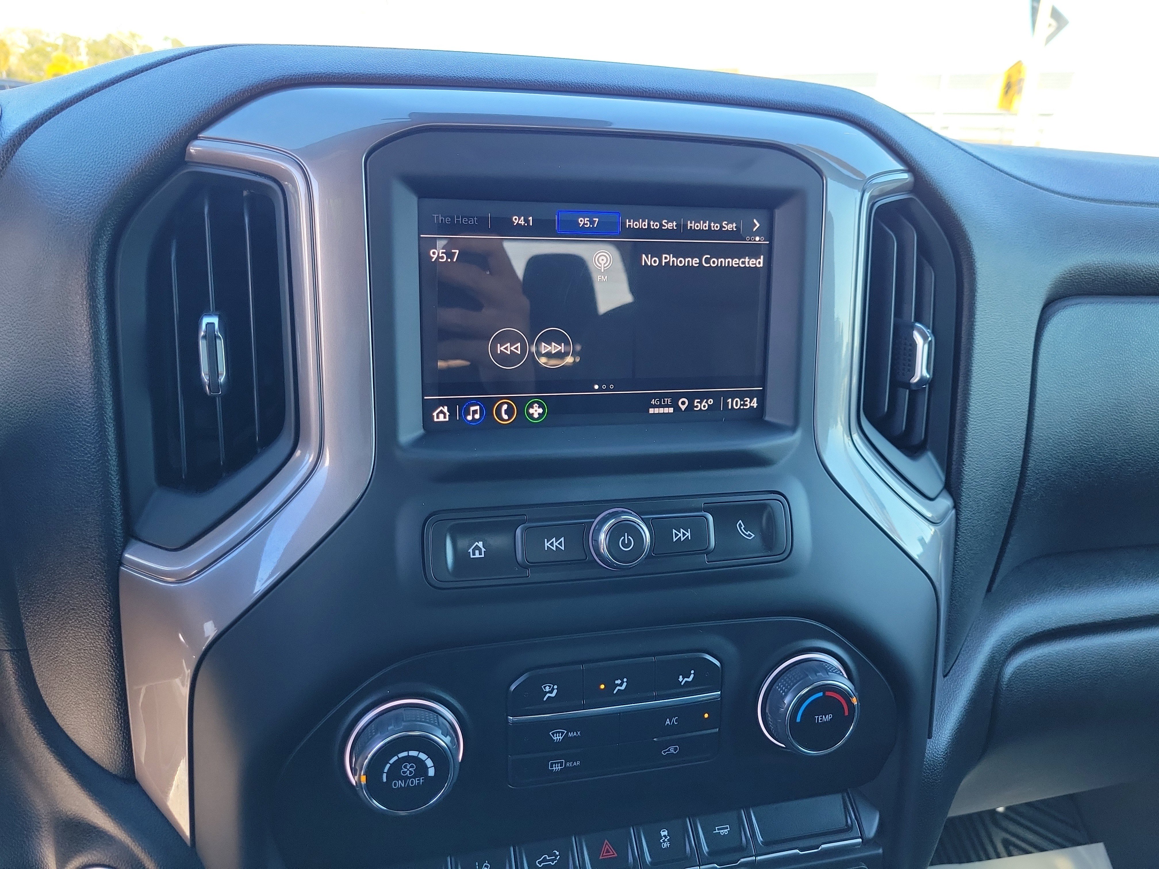 Certified 2024 Chevrolet Silverado 2500 Custom w/ Custom Convenience Package image 20