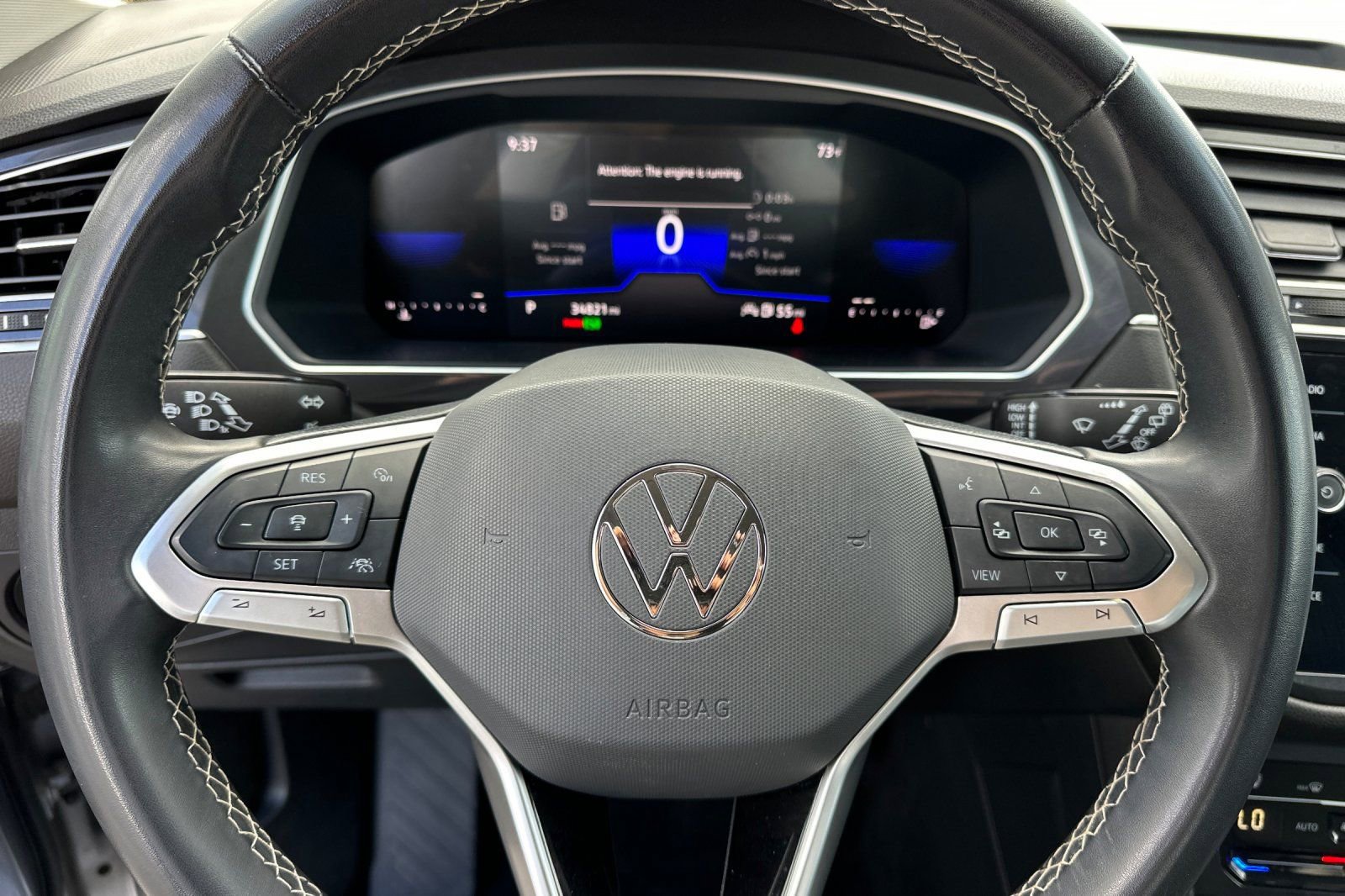 Used 2024 Volkswagen Tiguan SE FWD image 24