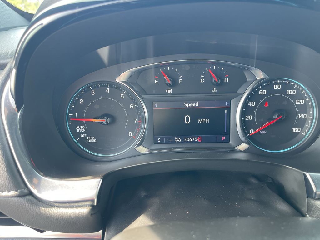 Used 2023 Chevrolet Traverse LT image 15