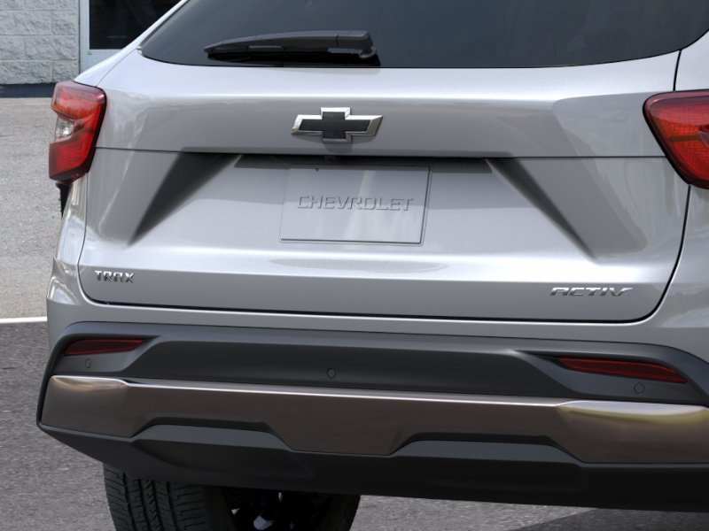 New 2026 Chevrolet Trax ACTIV w/ Sunroof Package FWD image 14