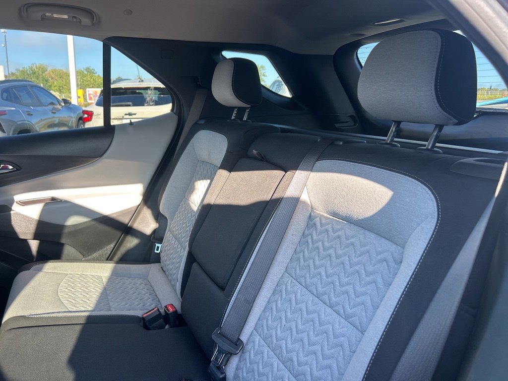Used 2022 Chevrolet Equinox LS image 40