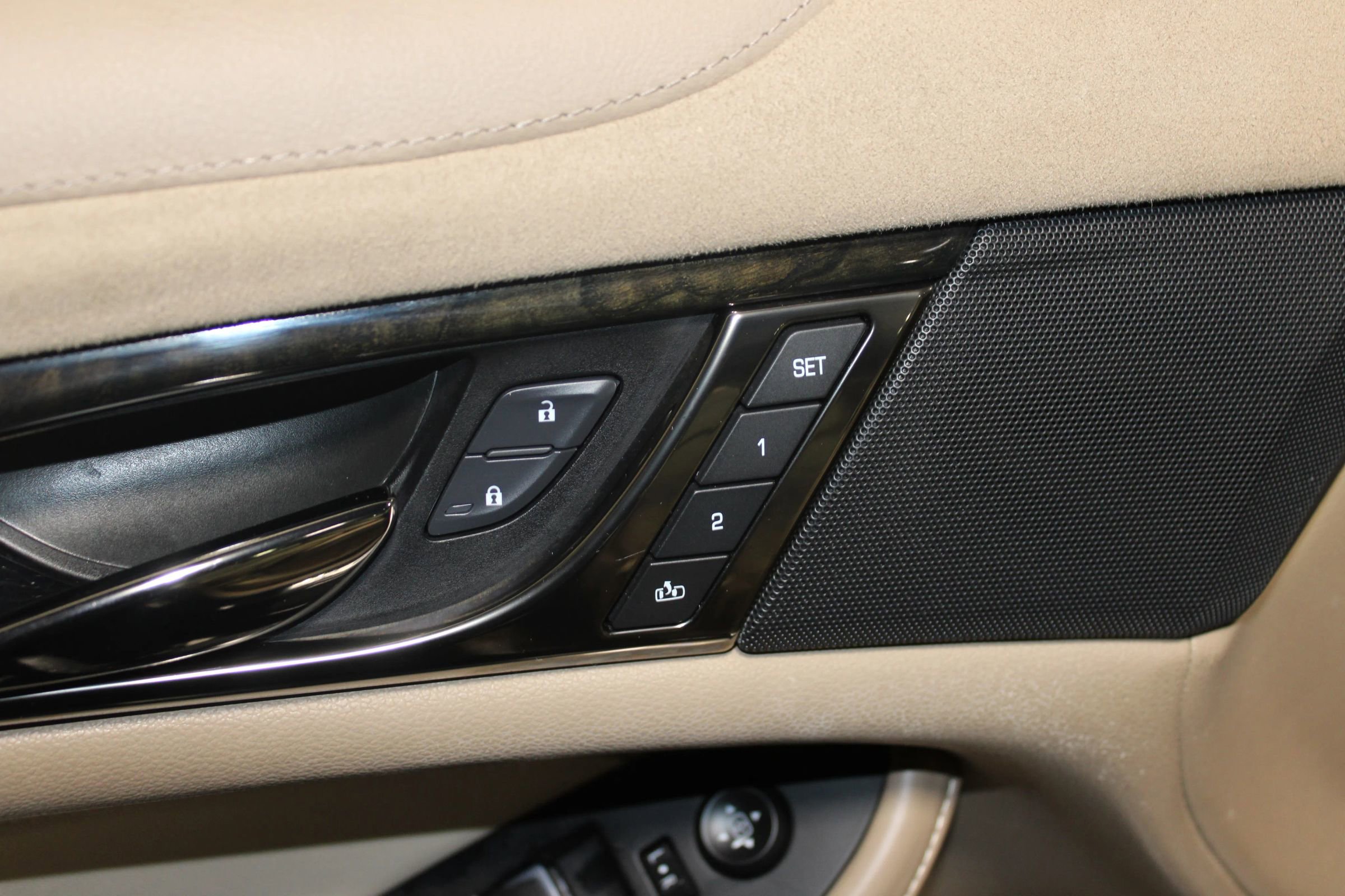 Used 2015 Cadillac CTS Performance image 11