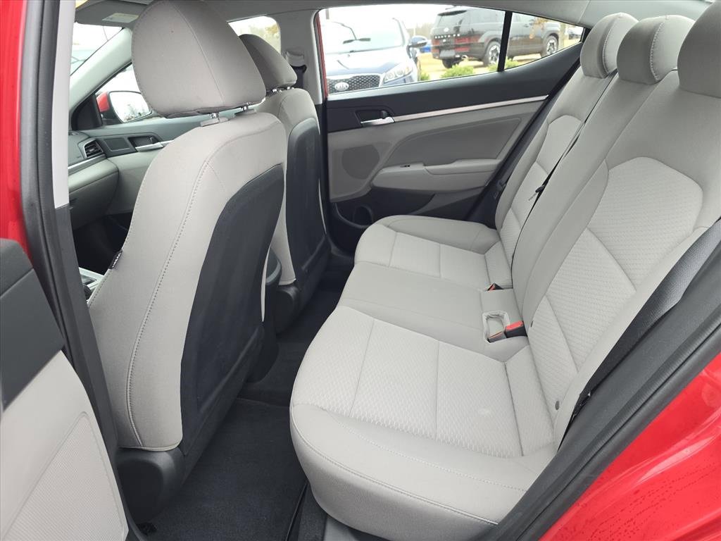 Used 2020 Hyundai Elantra SEL image 10