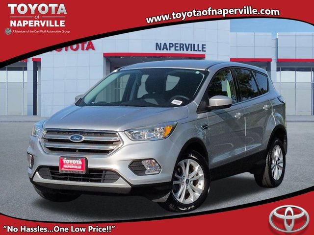 Used 2017 Ford Escape SE w/ SE Cold Weather Package FWD image 1