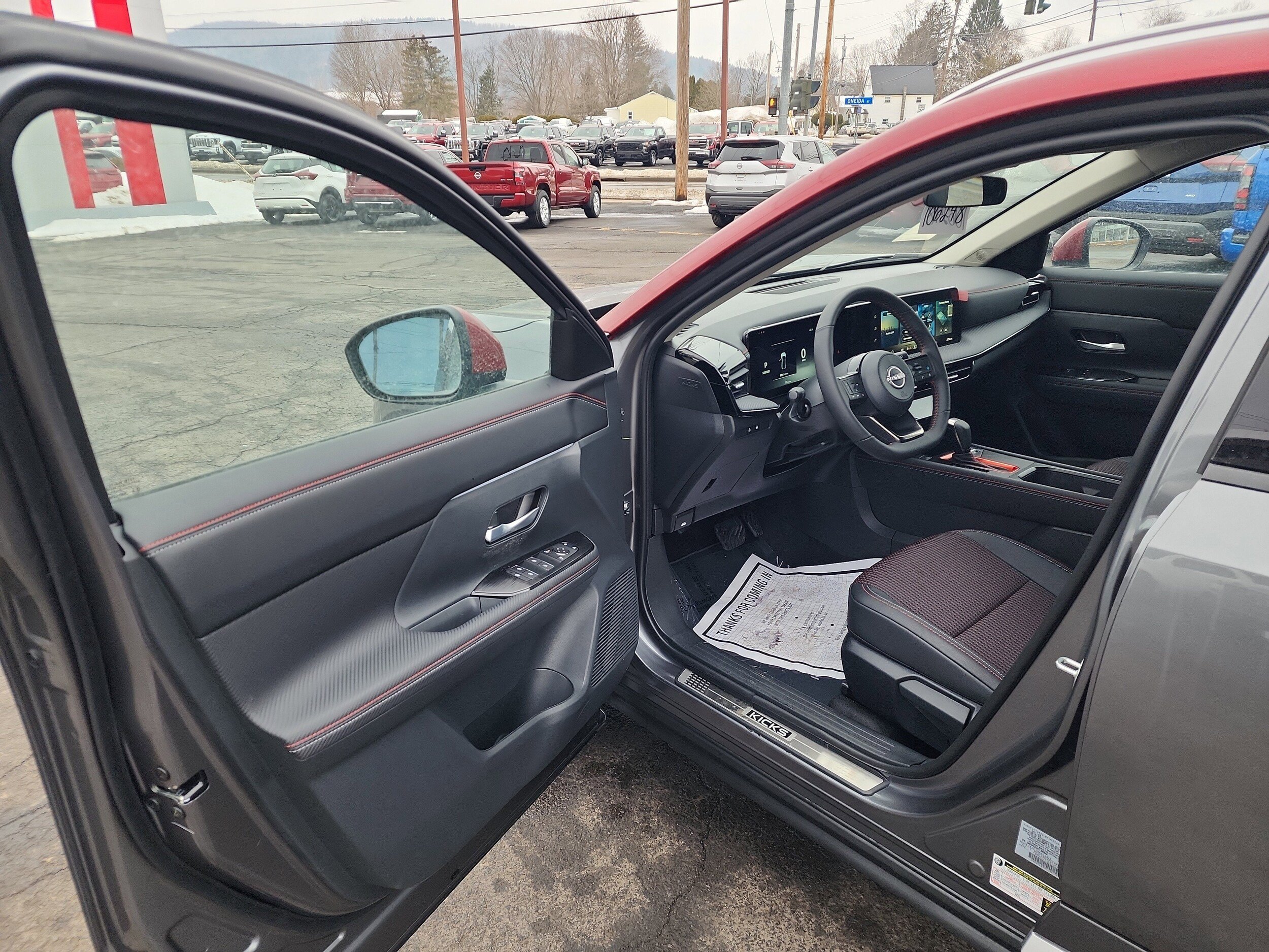 New 2026 Nissan Kicks SR w/ SR Premium Package AWD/4WD image 10