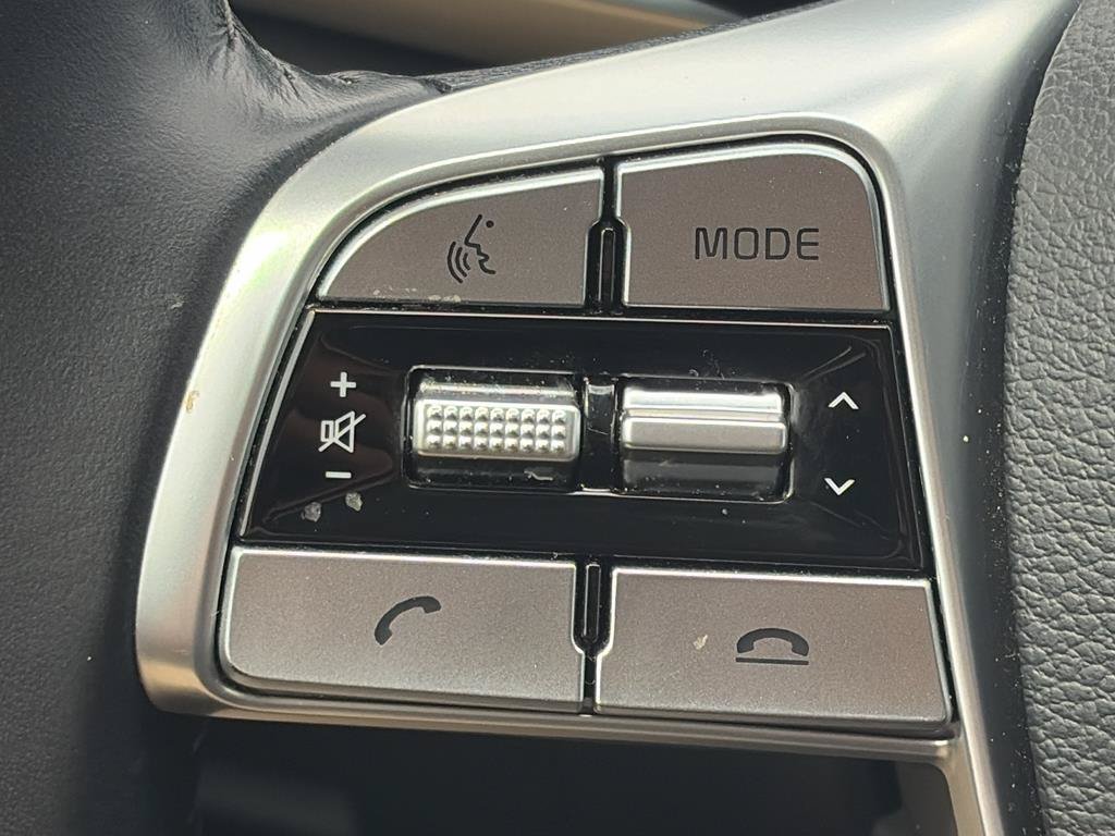 Used 2022 Kia Telluride EX w/ EX Premium Package FWD image 12