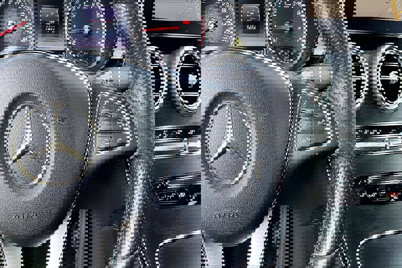 Used 2016 Mercedes-Benz GLC 300 image 23