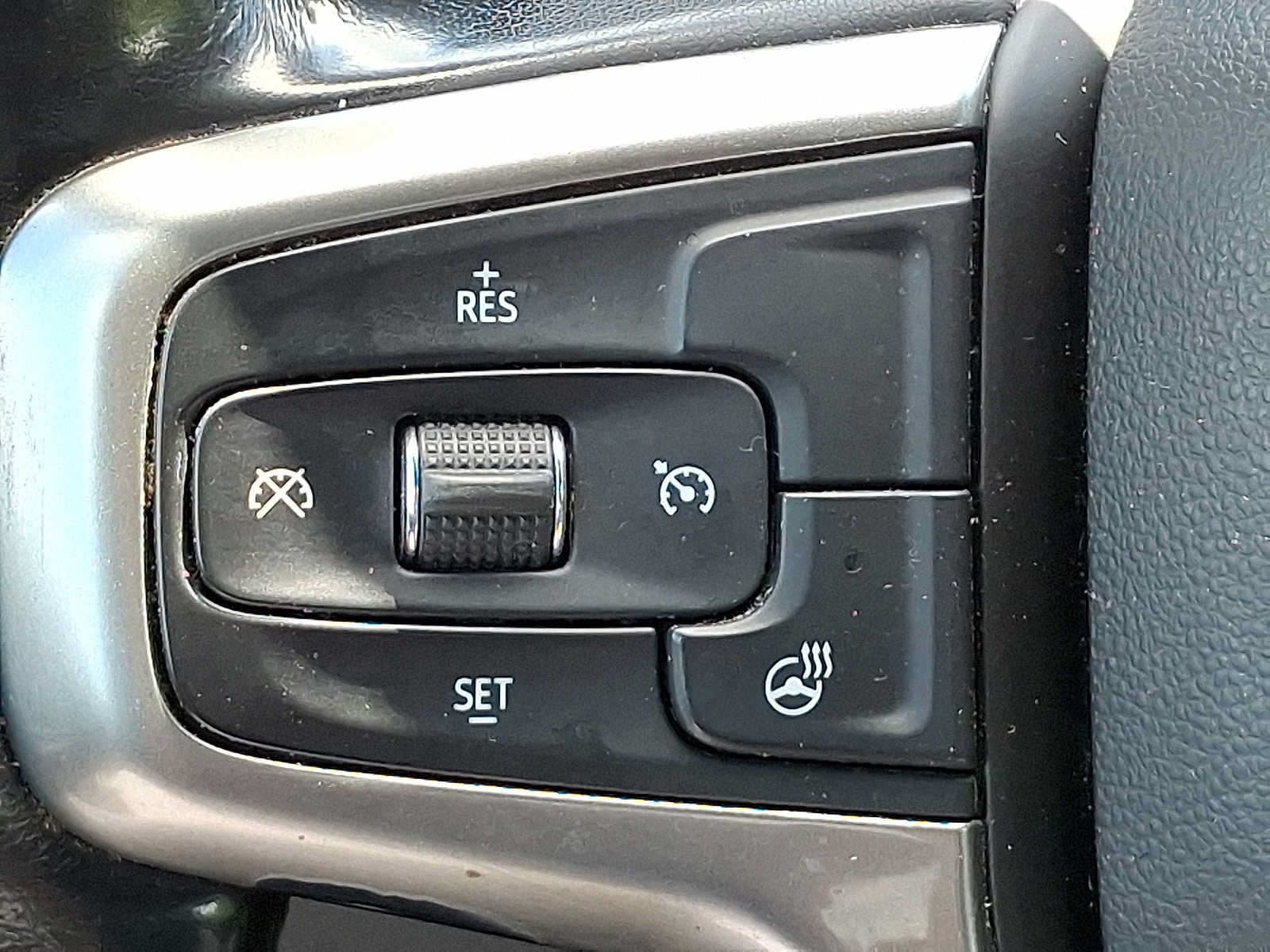 Used 2019 Chevrolet Silverado 1500 LT w/ All-Star Edition AWD/4WD image 21