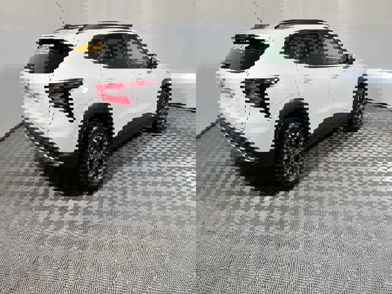 Used 2024 Chevrolet Trax LT image 8