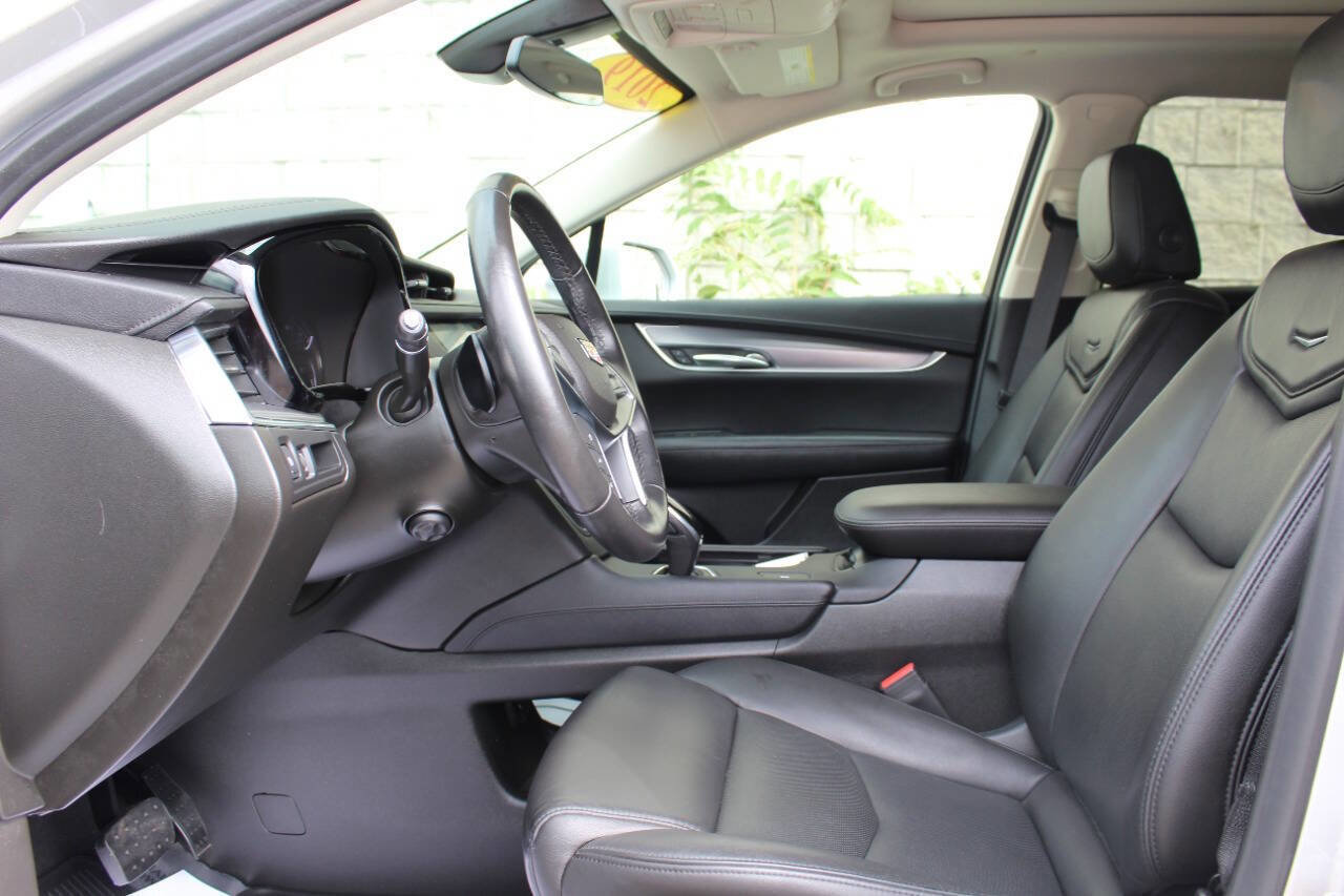 Used 2019 Cadillac XT5 Luxury image 11