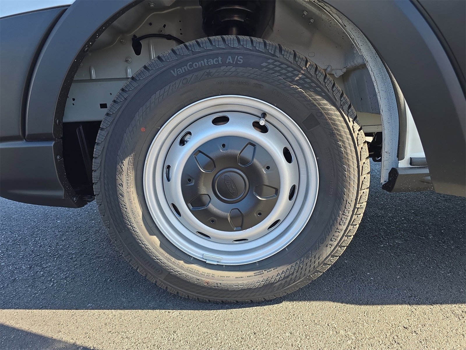 New 2026 Ford Transit 150 Low Roof image 26