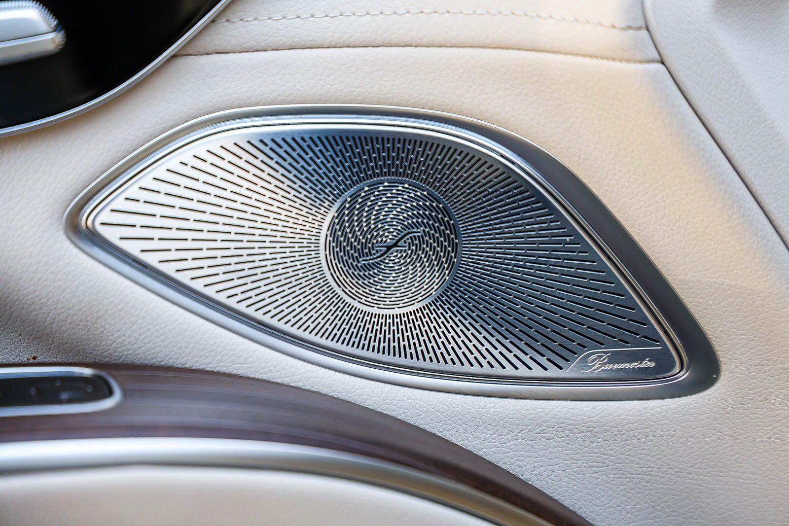 Certified 2023 Mercedes-Benz EQS 450+ 4MATIC SUV image 23