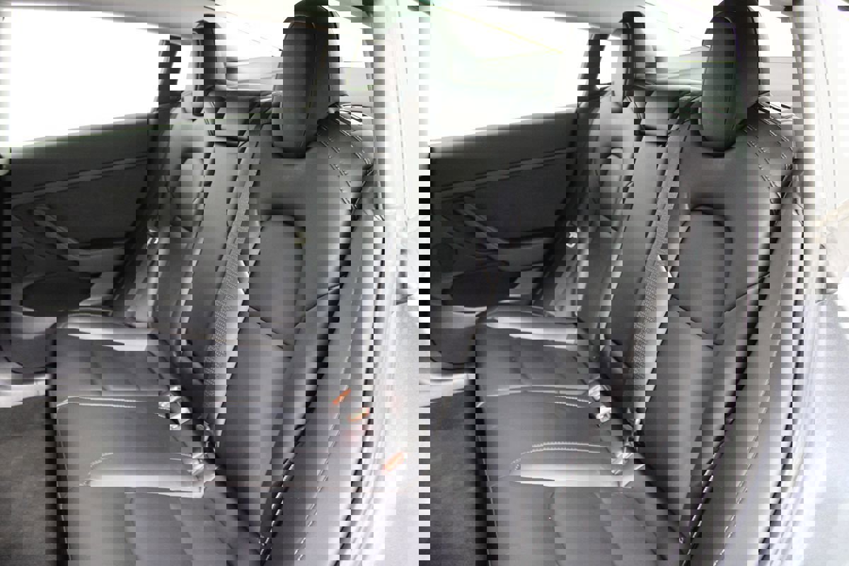 Used 2023 Tesla Model 3 Standard Range image 20