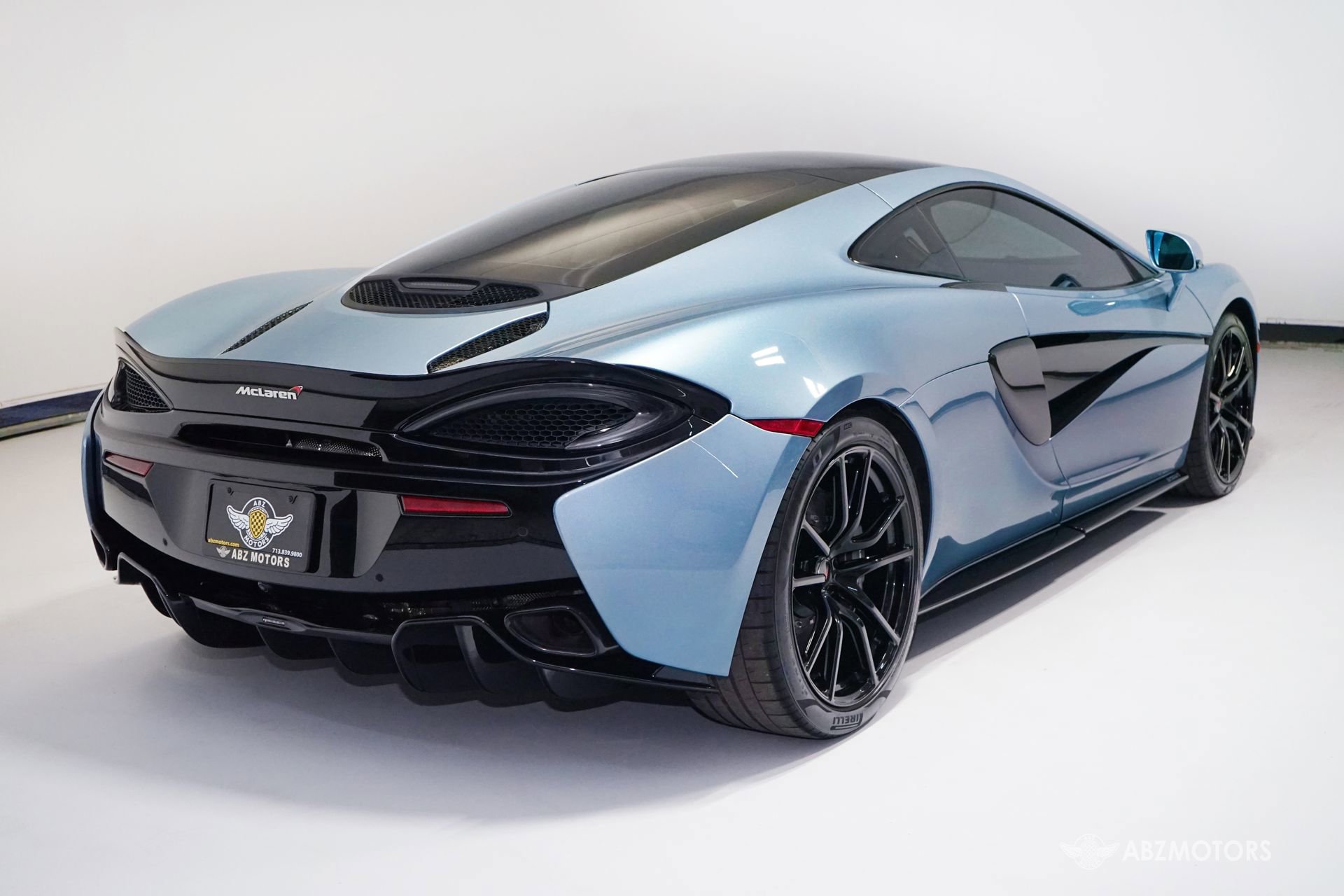 Used 2018 McLaren 570S image 6