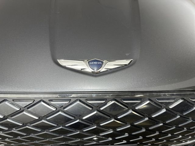 Used 2023 Genesis Electrified GV70 Advanced image 9