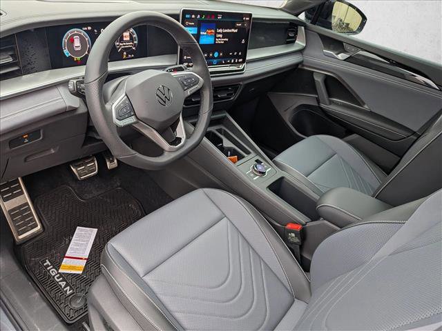 New 2026 Volkswagen Tiguan SE R-Line image 13