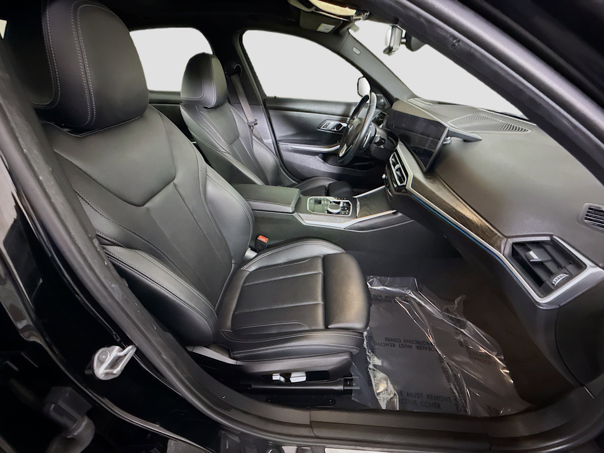 Used 2023 BMW 330e w/ Premium Package image 29