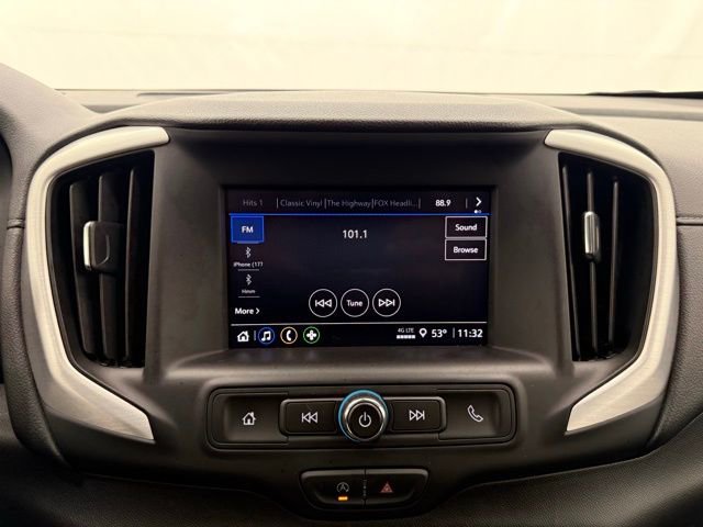 Used 2024 GMC Terrain SLE image 23