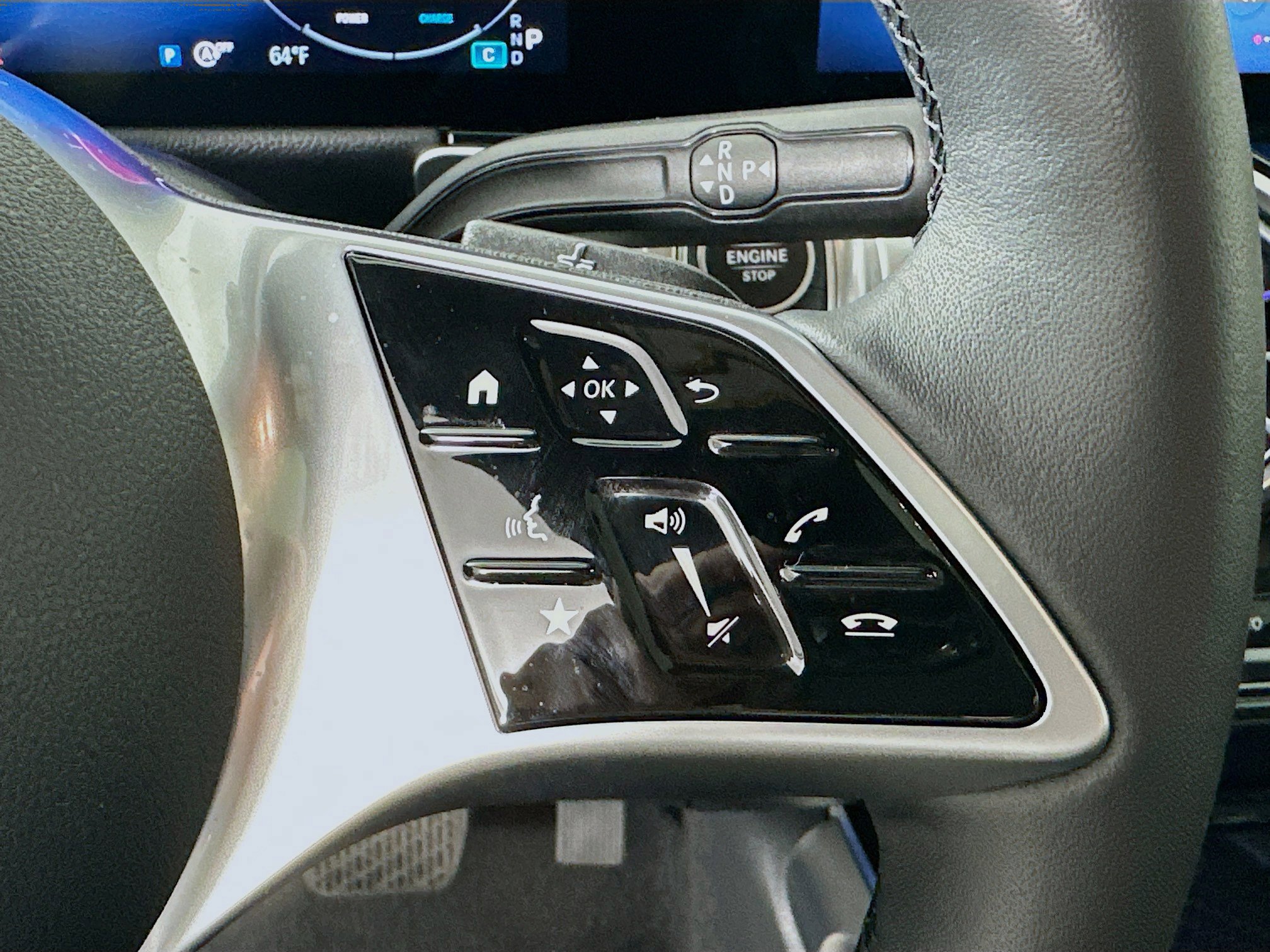 Certified 2025 Mercedes-Benz GLB 250 4MATIC image 13