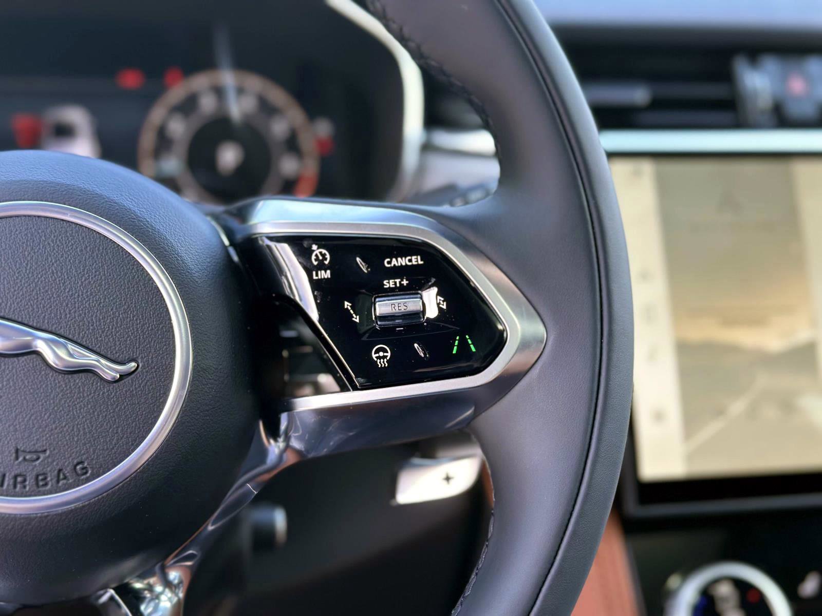 New 2026 Jaguar F-PACE R-Dynamic S image 22