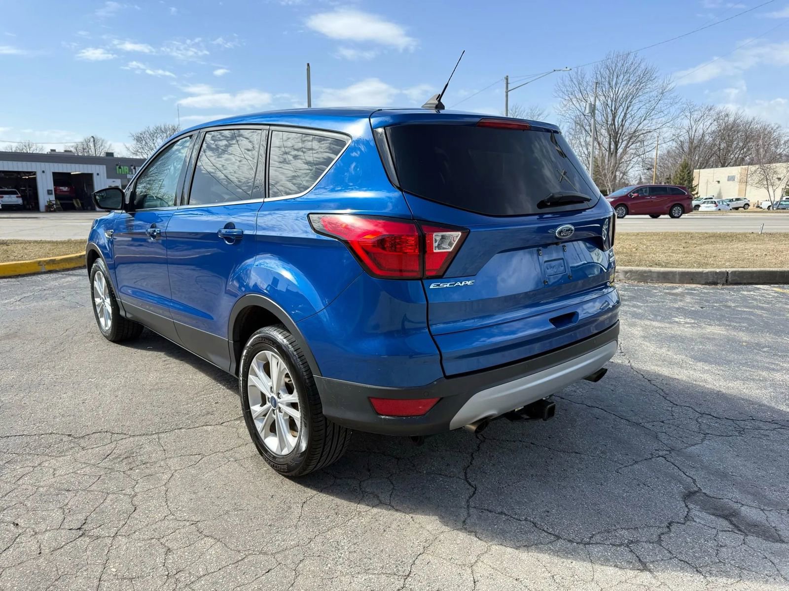 Used 2019 Ford Escape SE AWD/4WD image 3