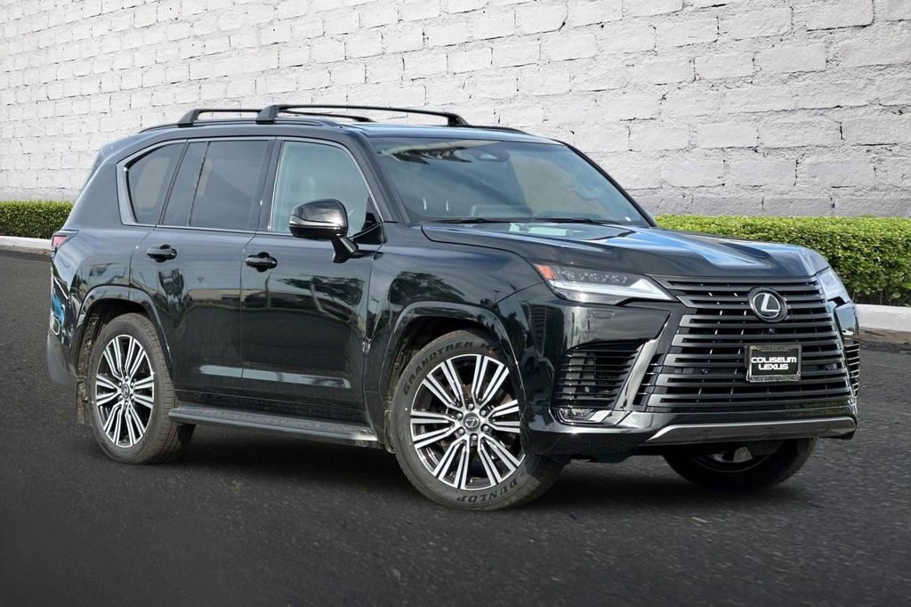 New 2026 Lexus LX 600 4WD w/ Luxury Package image 2