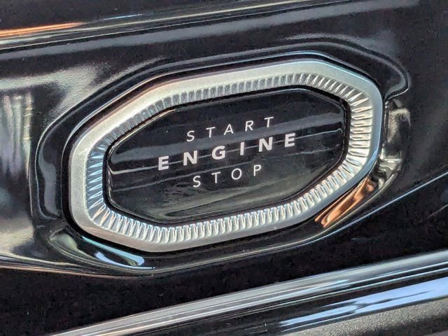 New 2026 Jeep Grand Cherokee Altitude image 31